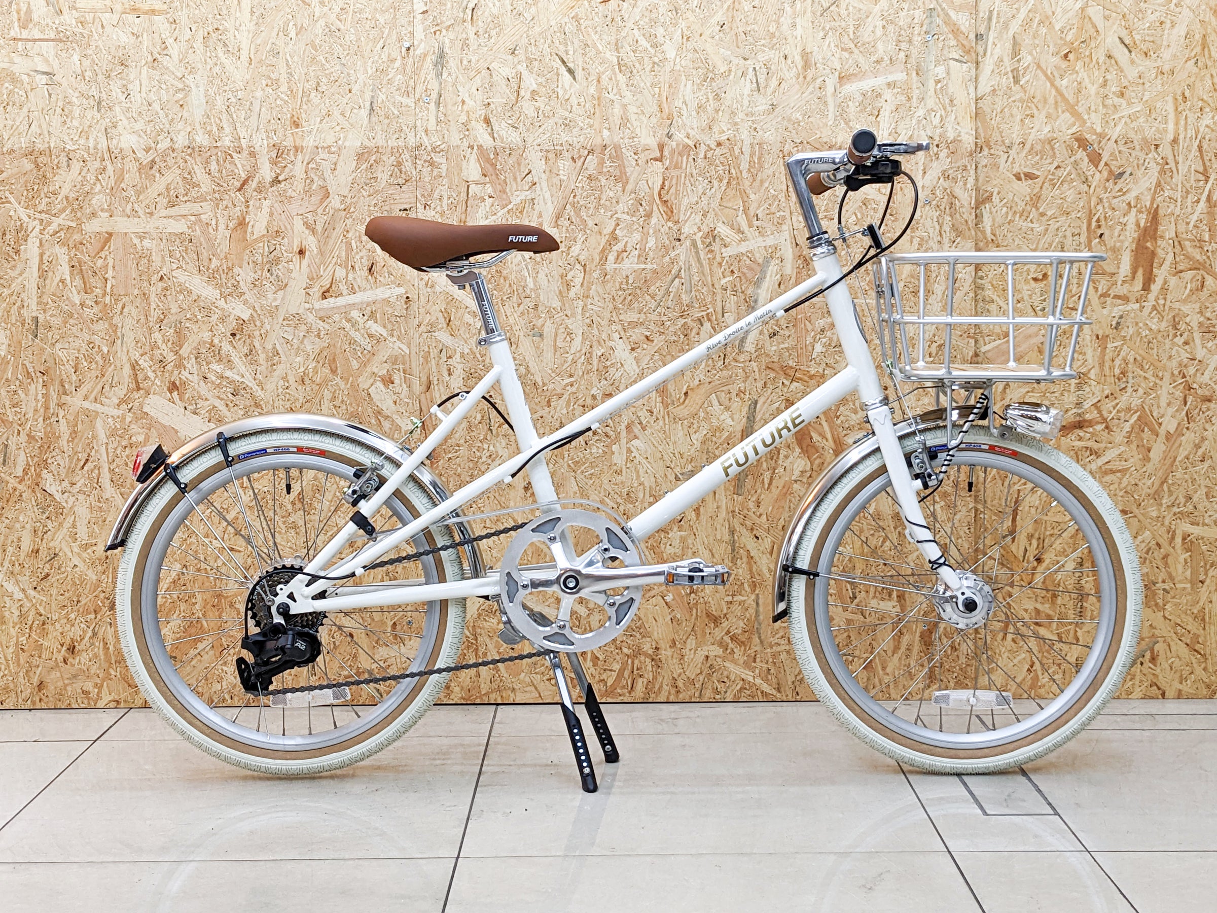 配送員設置 FUTURE PARIS STORE ONLINE BIKE FUTURE | 自転車本体